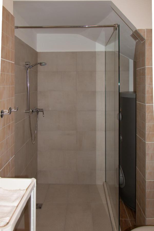 Poroszlay Apartman Debrecín Exteriér fotografie