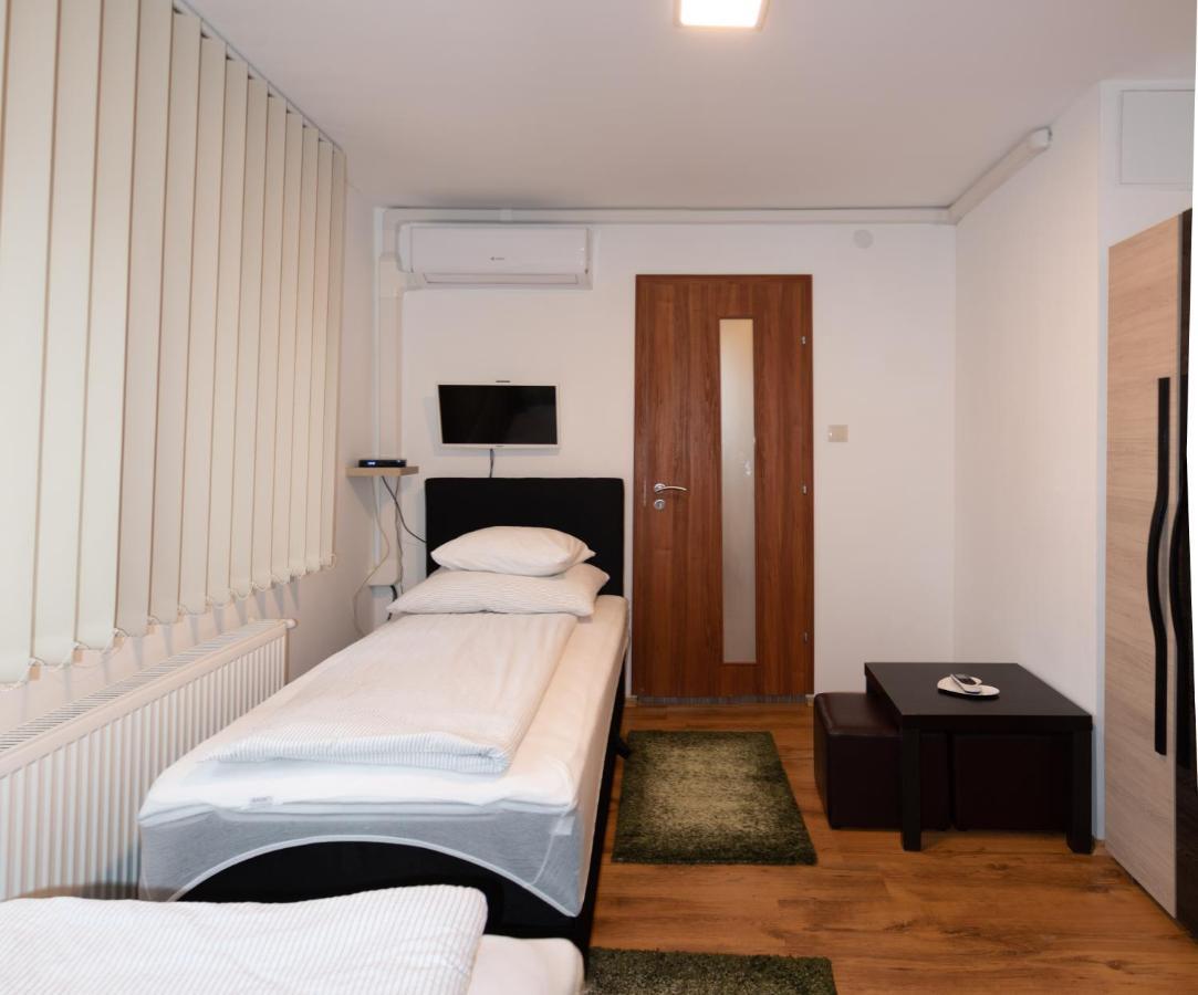 Poroszlay Apartman Debrecín Exteriér fotografie