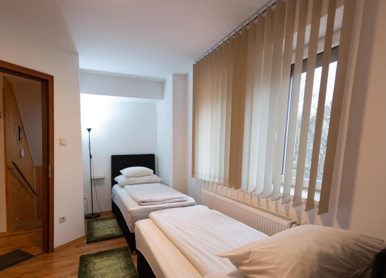 Poroszlay Apartman Debrecín Exteriér fotografie