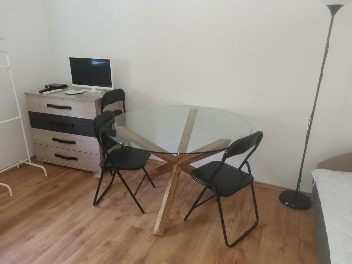 Poroszlay Apartman Debrecín Exteriér fotografie