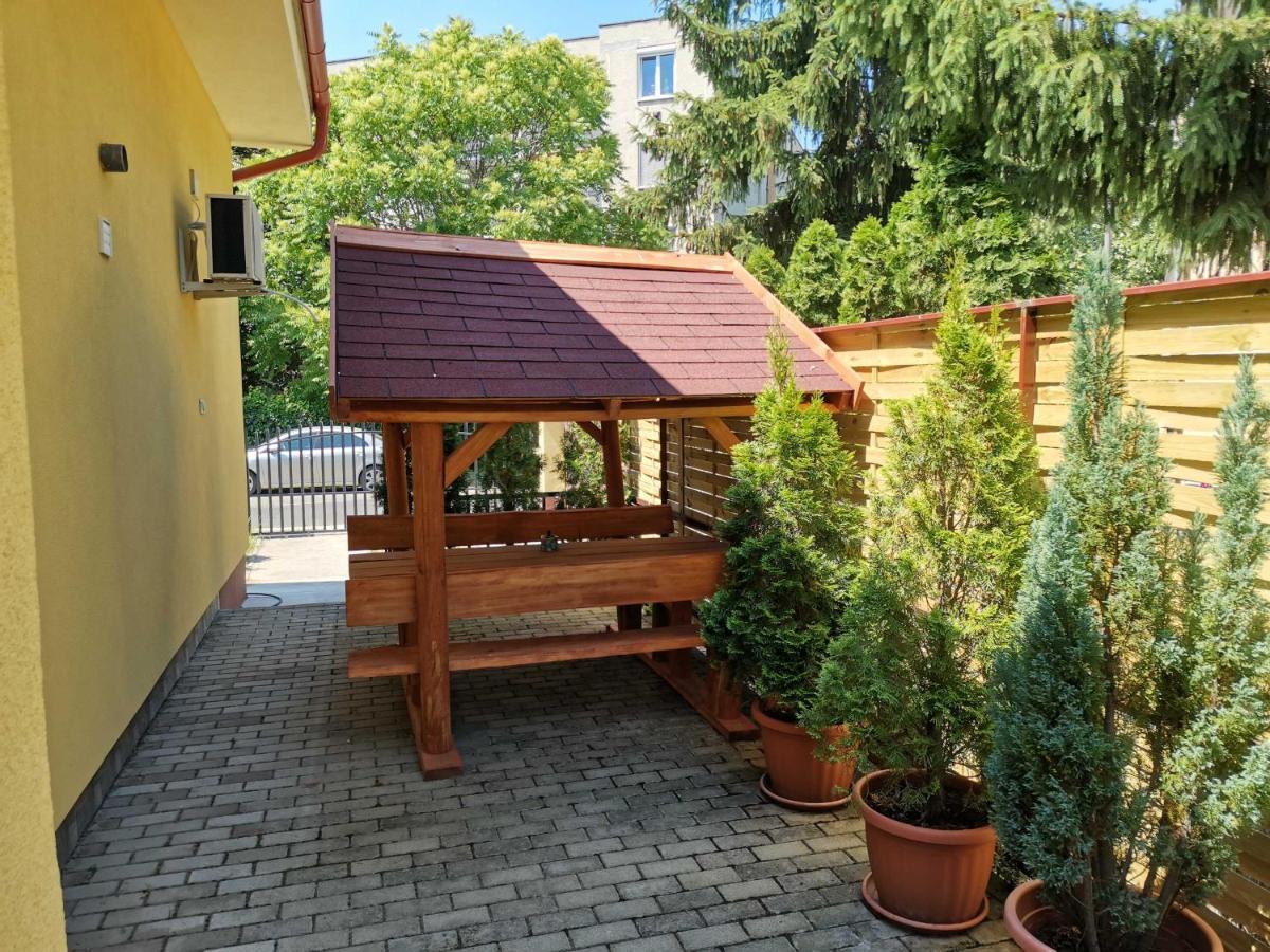 Poroszlay Apartman Debrecín Exteriér fotografie