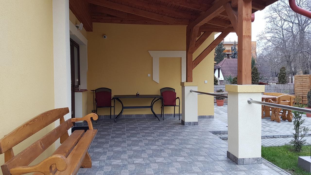 Poroszlay Apartman Debrecín Exteriér fotografie